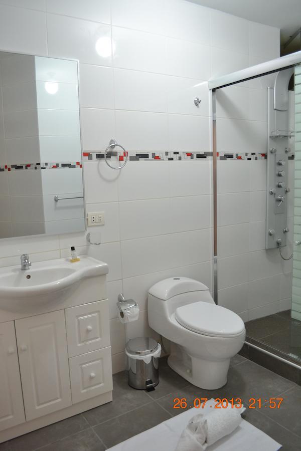 Hotel Brilia Чимботе Стая снимка